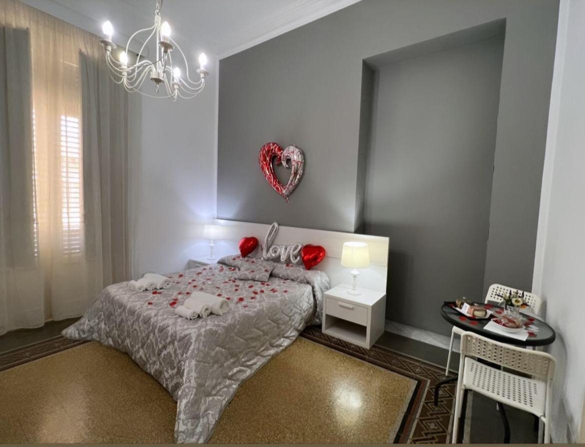 Palazzo Napolitano Bed & Breakfast Palermo Eksteriør bilde